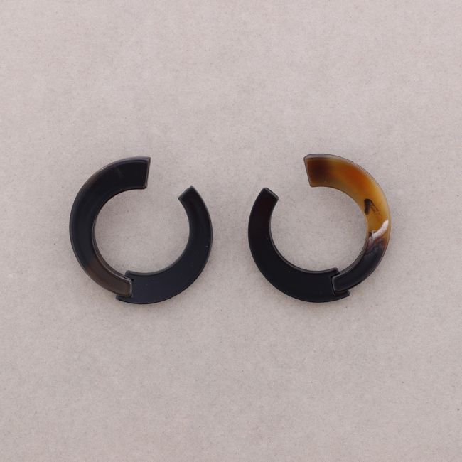 PENDIENTES PRESIÓN FORMA IRREGULAR RESINA