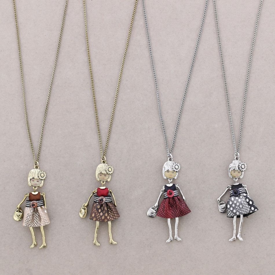 PENDANT SHORT NECKLACE CARINE DOLL