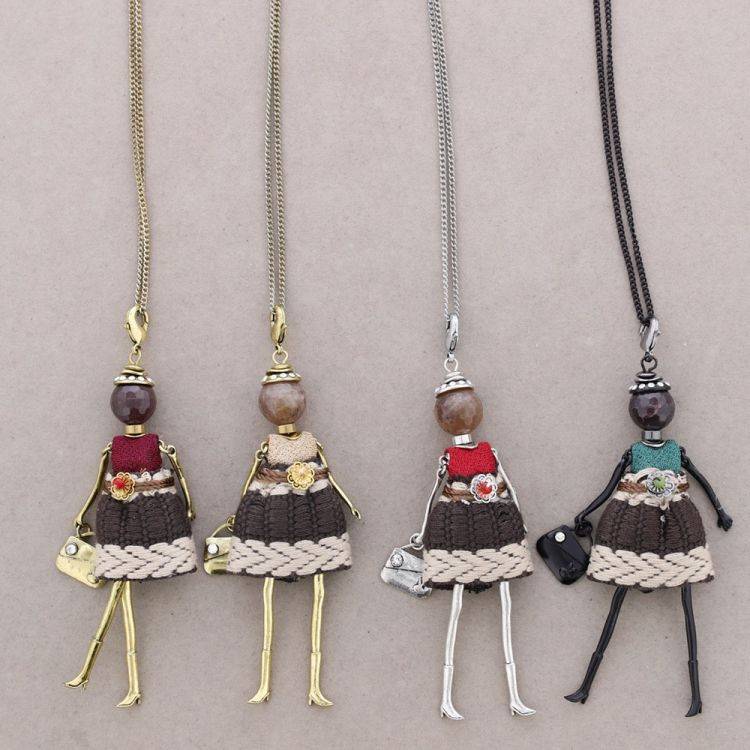 COLLAR LARGO COLG. MUÑECA 2
