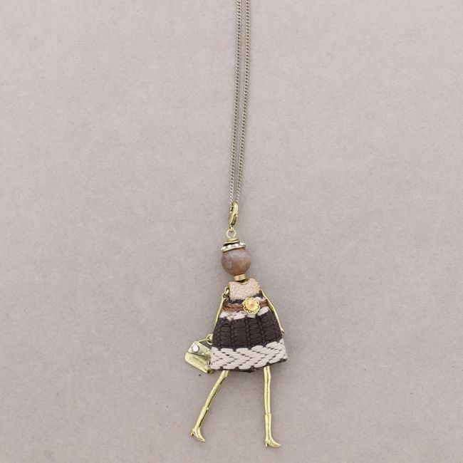 LONG PENDANT NECKLACE DOLL