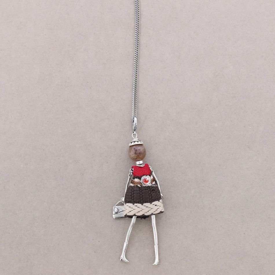 LONG PENDANT NECKLACE DOLL