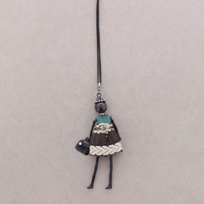 LONG PENDANT NECKLACE DOLL