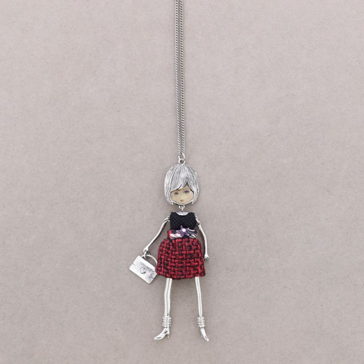 COLLAR LARGO COLG. MUÑECA CARINA 2