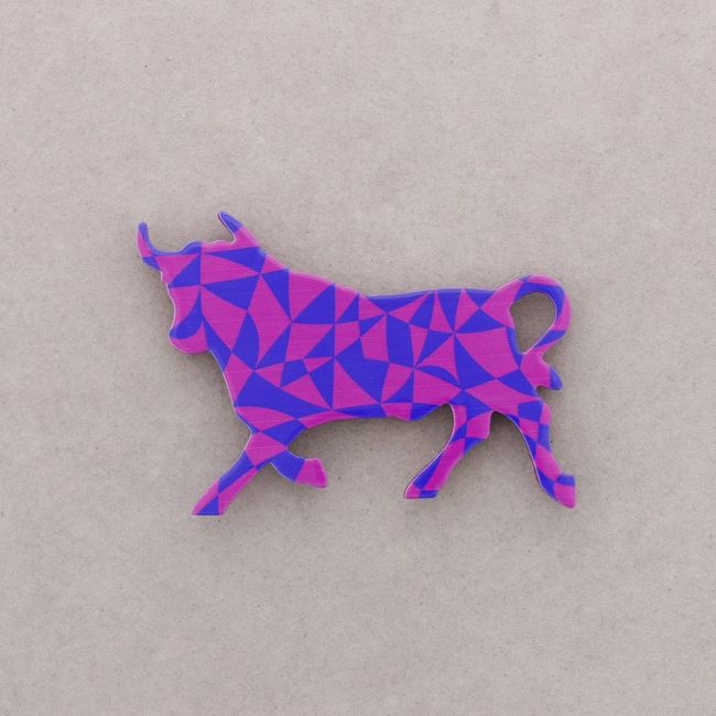 BROCHE IMÁN TORO RESINA DIBUJO