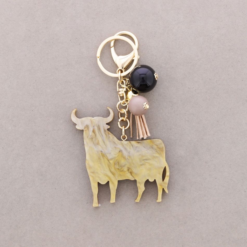 RESIN BULL KEYCHAIN