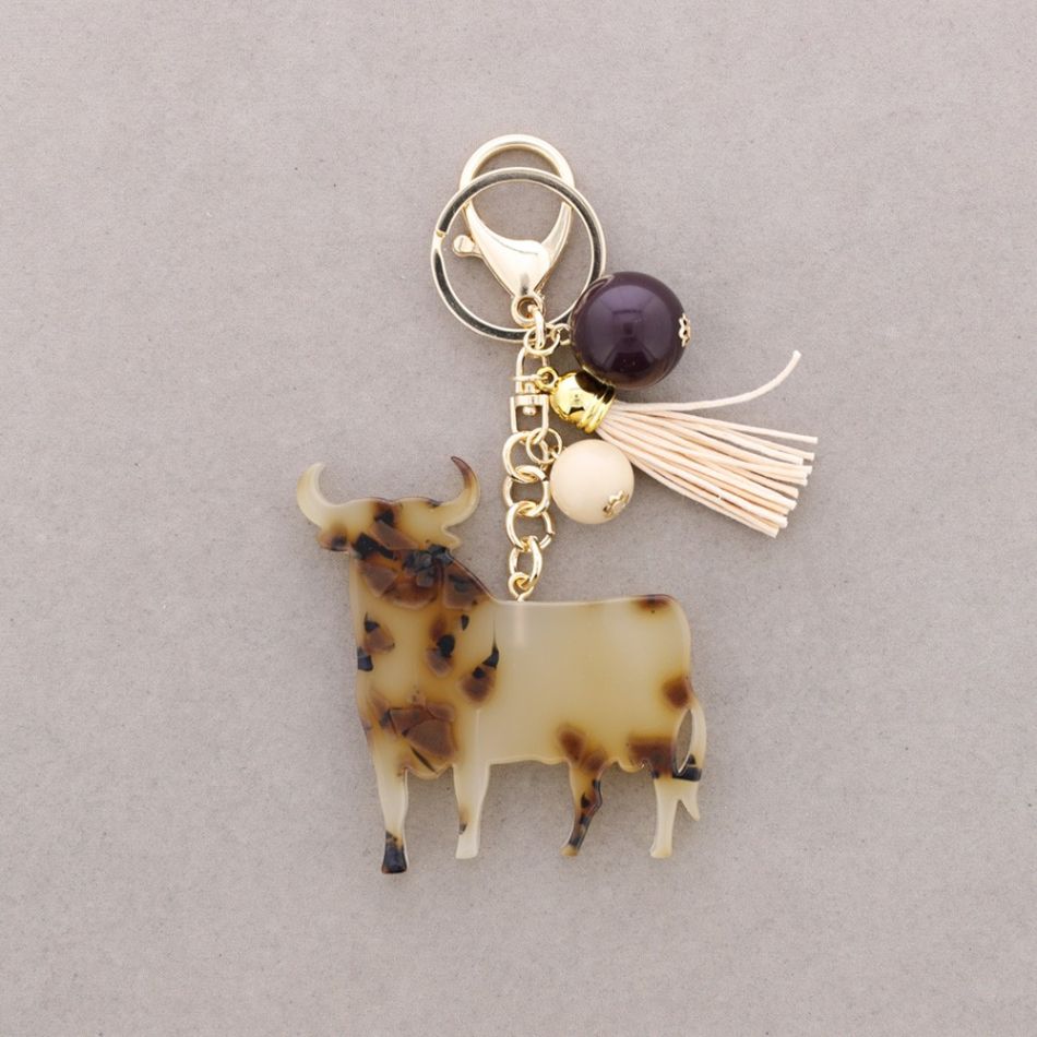 RESIN BULL KEYCHAIN