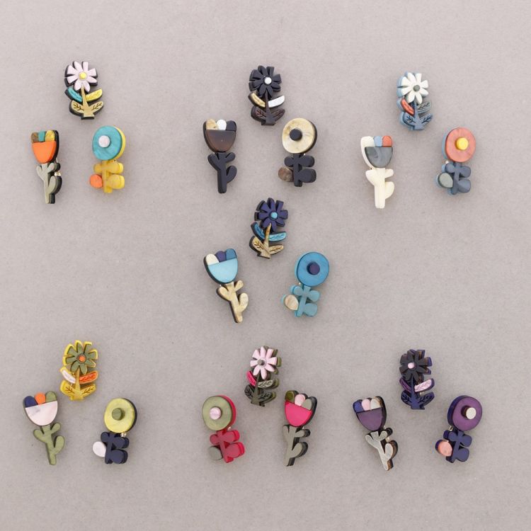 BROOCH SET OF 3 RESIN FLOWERS 2