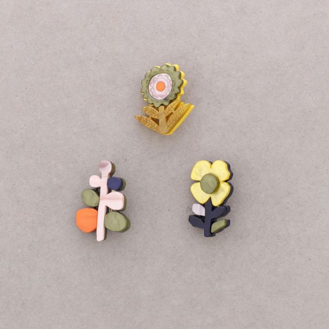 BROCHE SET 3 FLORES RESINA