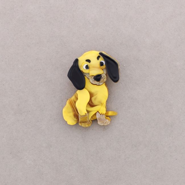 BROCHE PERRITO RESINA