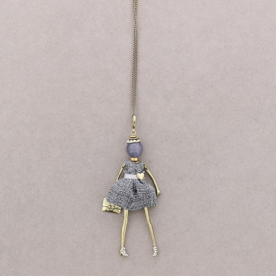 LONG PENDANT NECKLACE DOLL