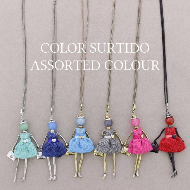 LONG PENDANT NECKLACE DOLL