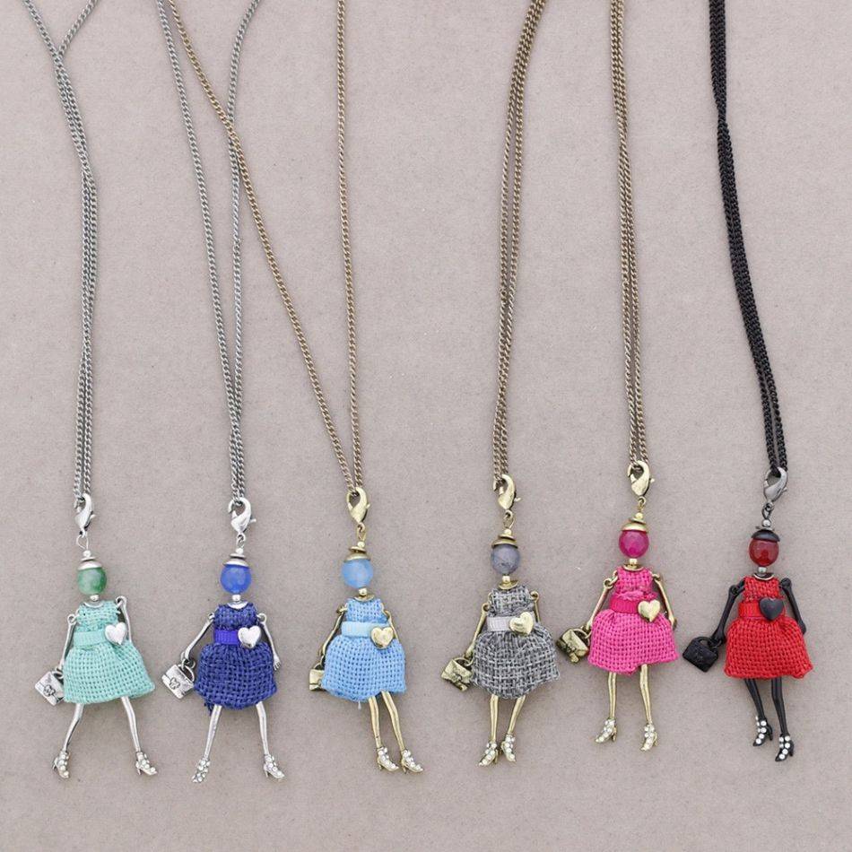 PENDANT SHORT NECKLACE DOLL