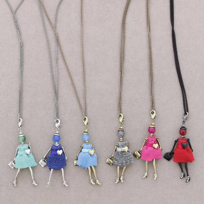 PENDANT SHORT NECKLACE DOLL
