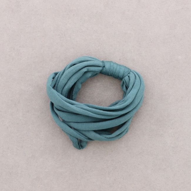MULTI-STRAP FABRIC BRACELET