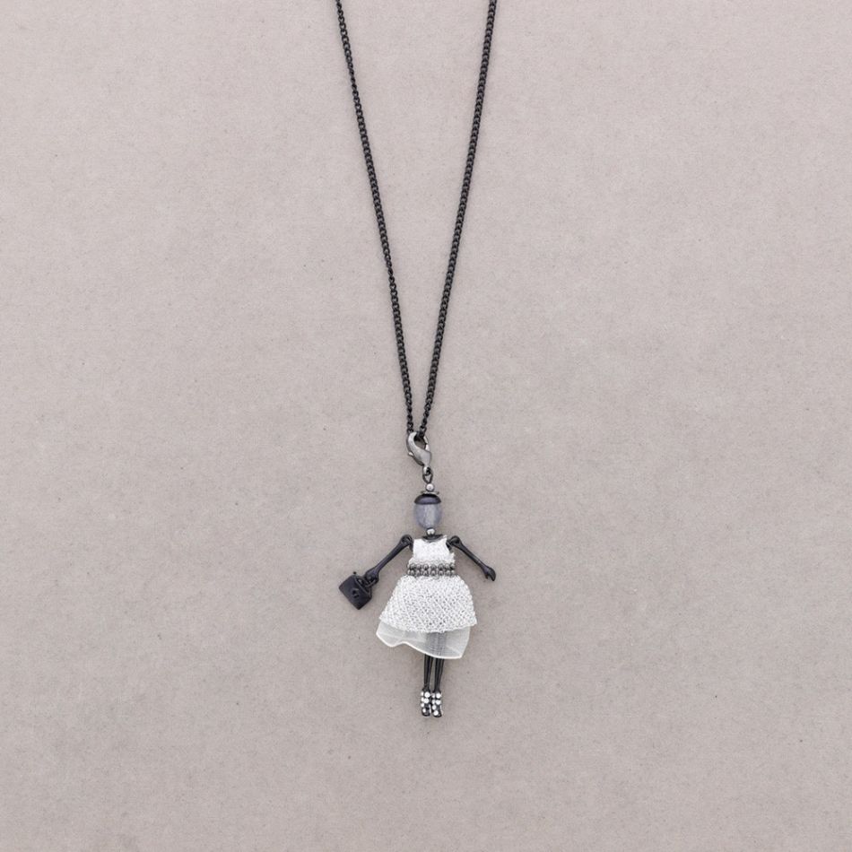 PENDANT DOLL SHORT NECKLACE
