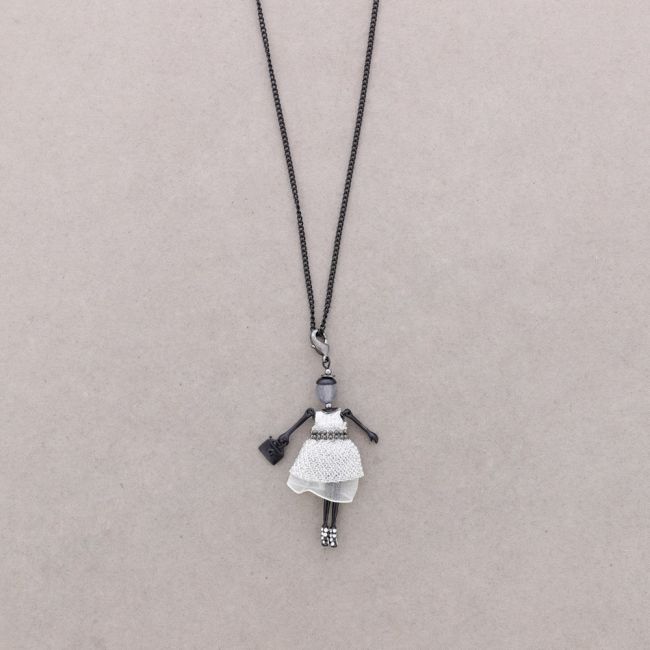 PENDANT DOLL SHORT NECKLACE