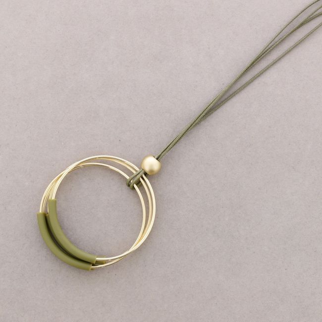 LONG NECKLACE WITH RUBBER RINGS