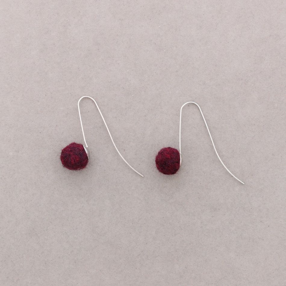 PENDIENTES COLGANTE BOLA LANA