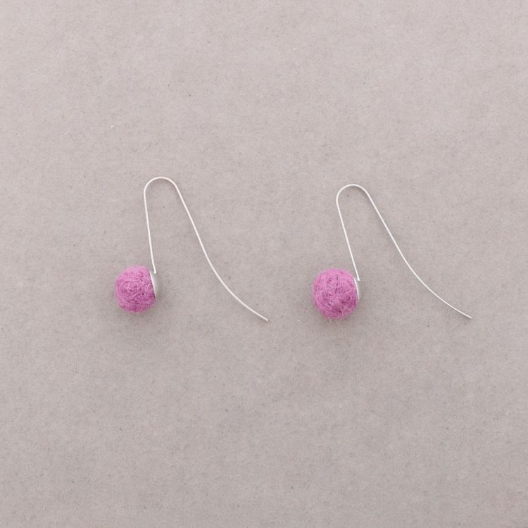 PENDIENTES COLGANTE BOLA LANA 2