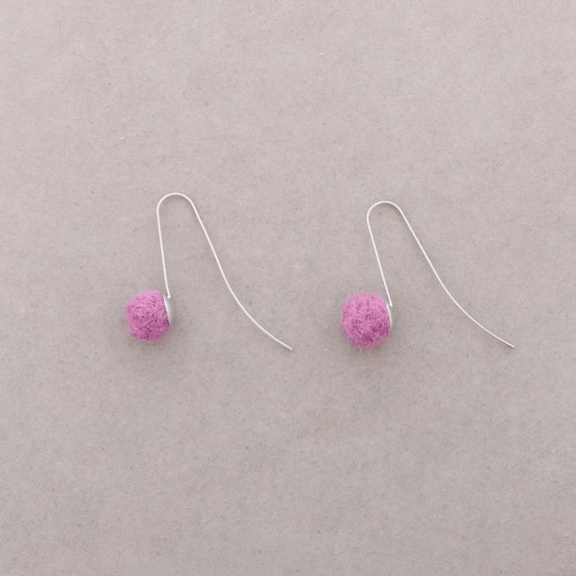 WOOL BALL PENDANT EARRINGS