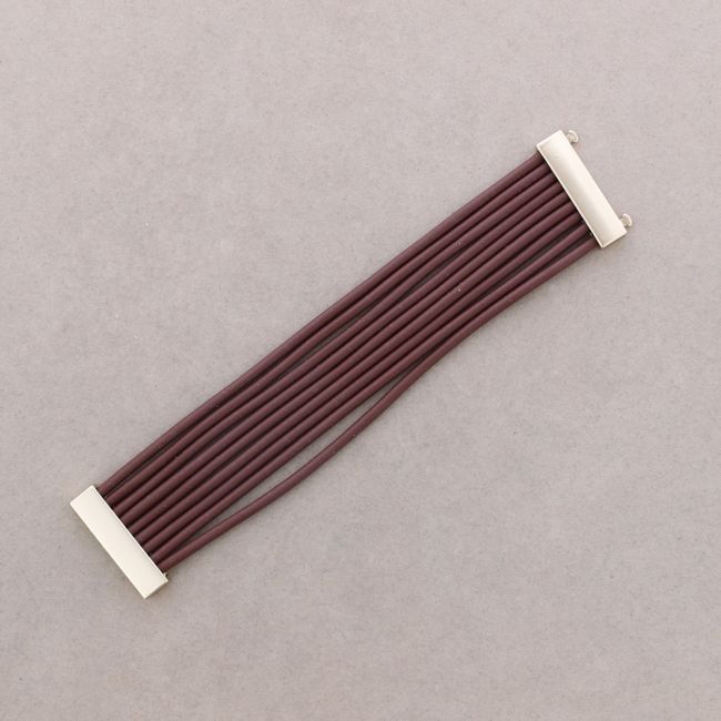 MULTI-STRIP RUBBER BRACELET WITH MAGNETIC CLASP