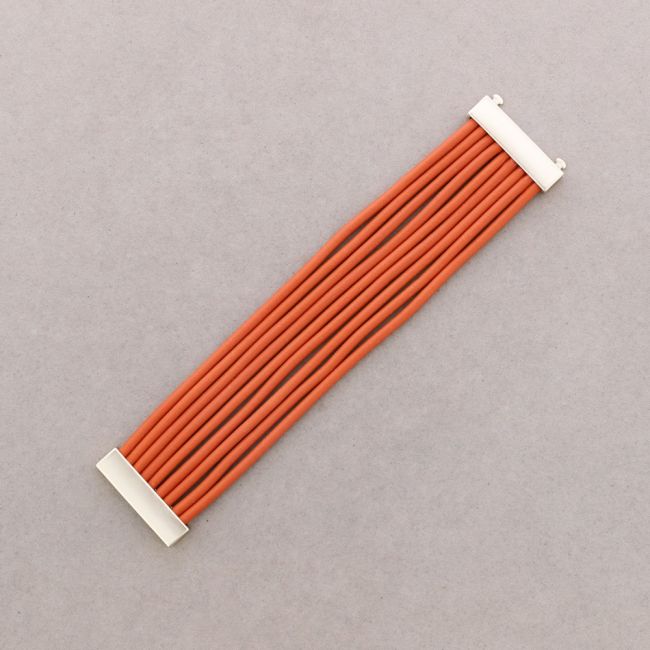 MULTI-STRIP RUBBER BRACELET WITH MAGNETIC CLASP