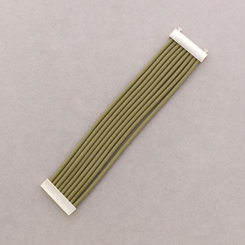 PULSERA MULTI TIRAS CAUCHO CIERRE IMÁN