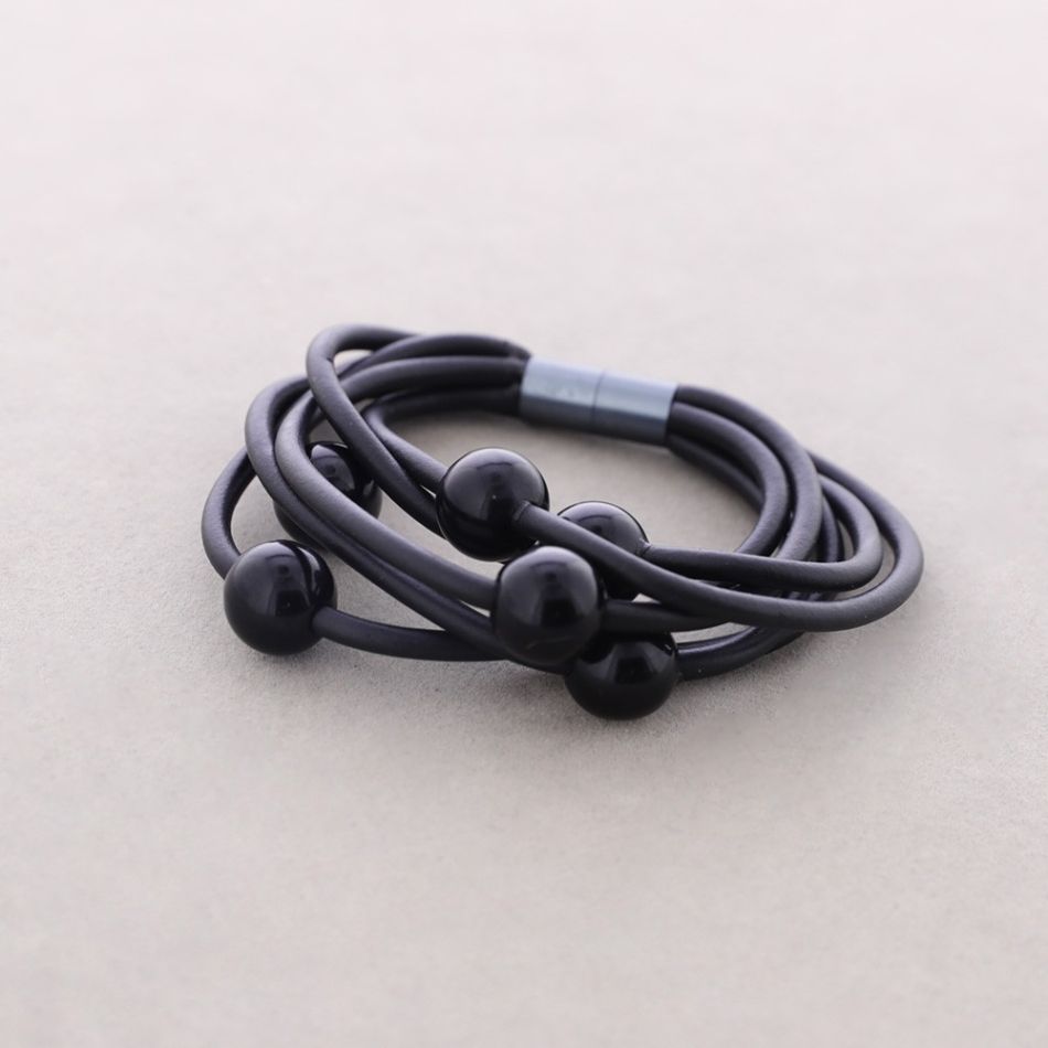 PULSERA 6 TIRAS CAUCHO BOLAS