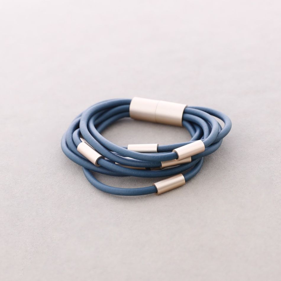 PULSERA MULTI TIRAS CAUCHO TUBITOS