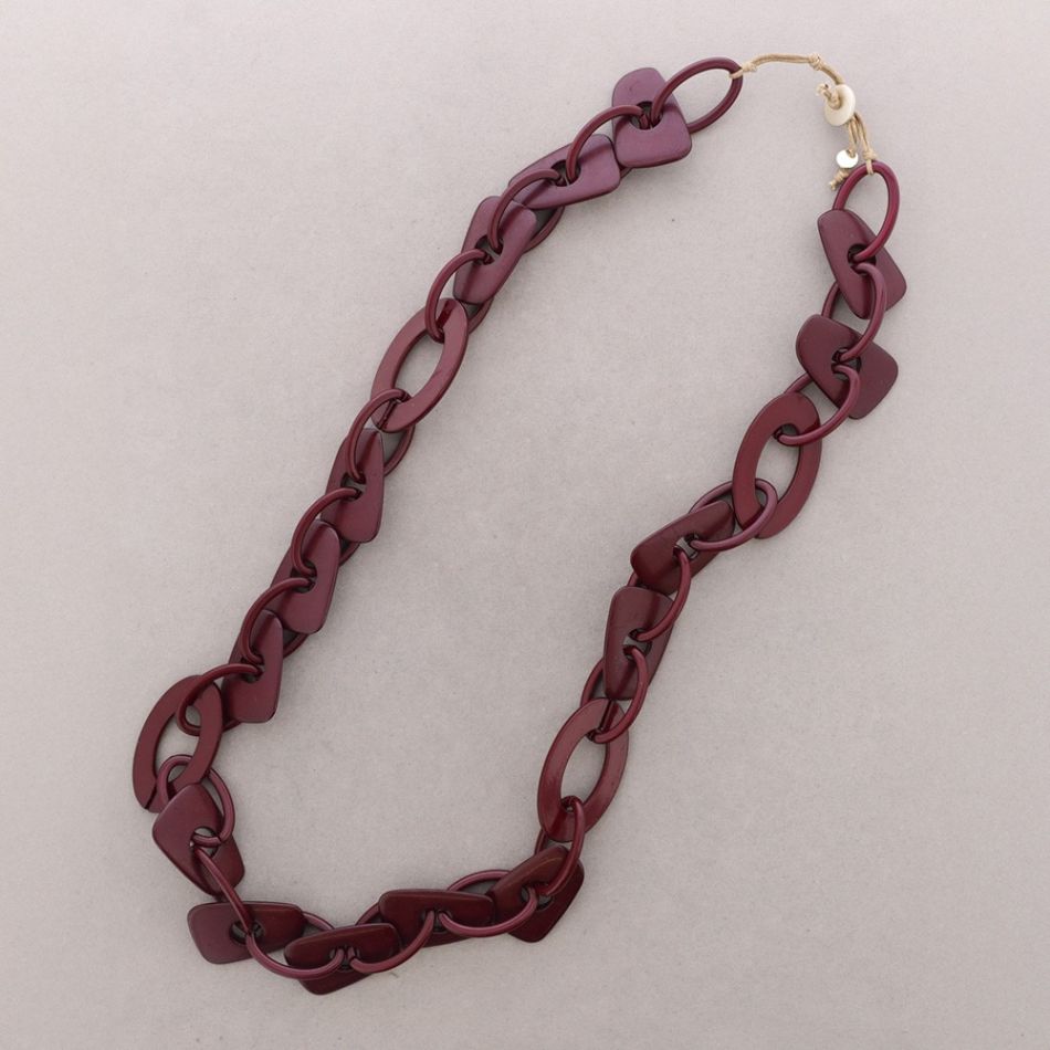 COLLAR LARGO ESLABONES IRREGULAR RESINA