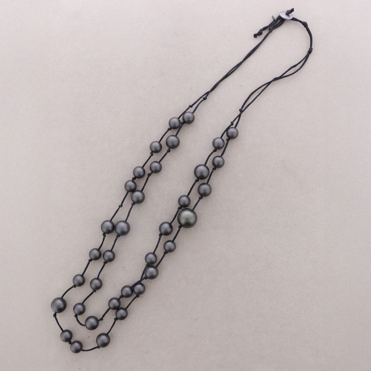 COLLAR LARGO DOBLE BOLAS ACABADO METAL