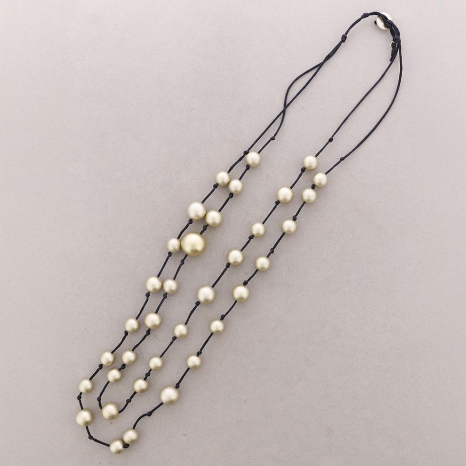 COLLAR LARGO DOBLE BOLAS ACABADO METAL
