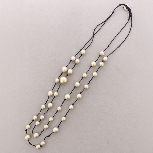 COLLAR LARGO DOBLE BOLAS ACABADO METAL
