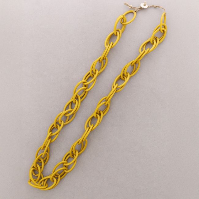 COLLAR LARGO ESLABONES RESINA