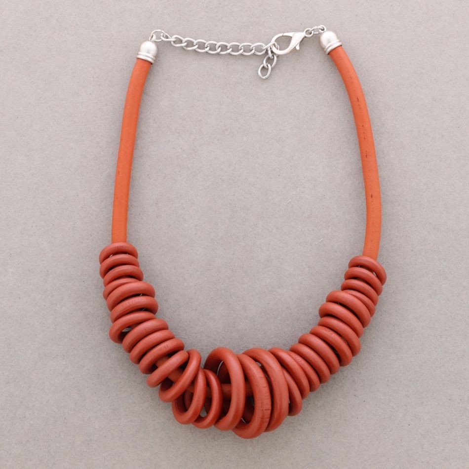 RUBBER WOOD EARRINGS CHOKER