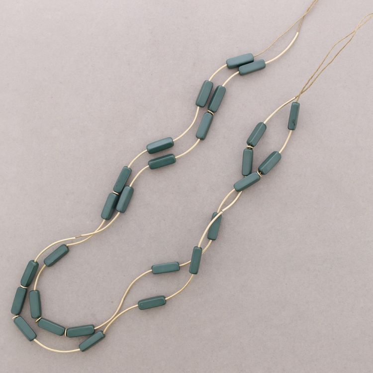 COLLAR LARGO DOBLE CUENTAS TUBO RECTANGULAR RESINA 2