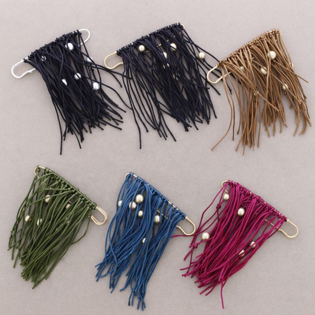 BROCHE ALFILER FLECOS BOLAS ACABADO METAL
