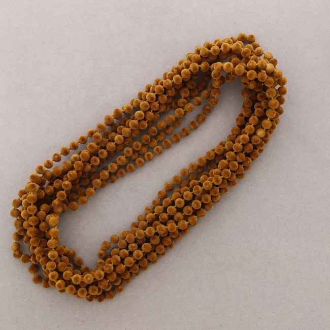 COLLAR LARGO MULTIFILA BOLAS TERCIOPELO