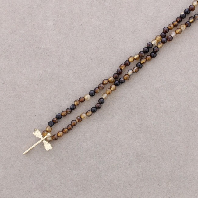 NECKLACE WITH STONES AND BEADS AND METAL