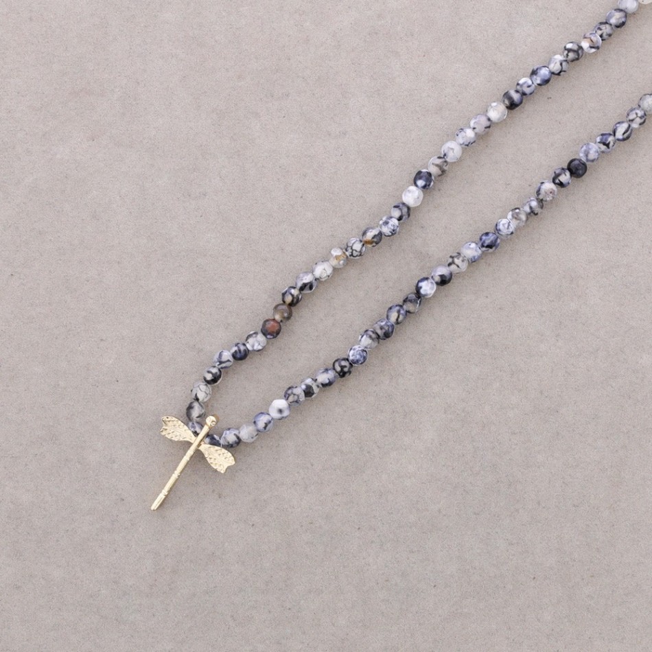 NECKLACE WITH STONES AND BEADS AND METAL