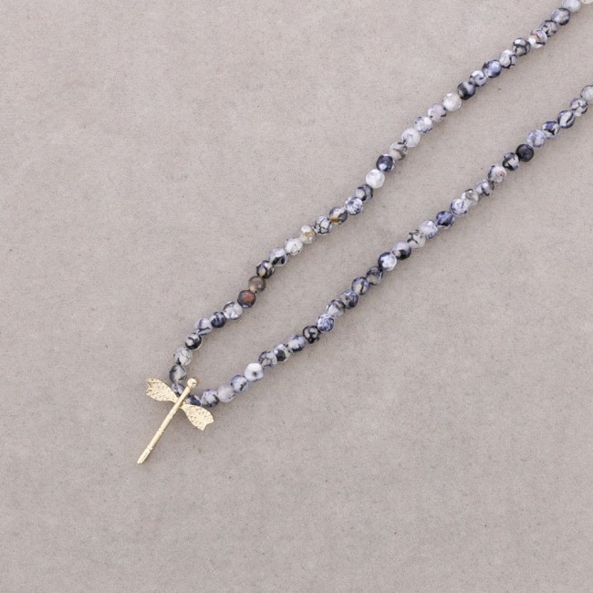 NECKLACE WITH STONES AND BEADS AND METAL