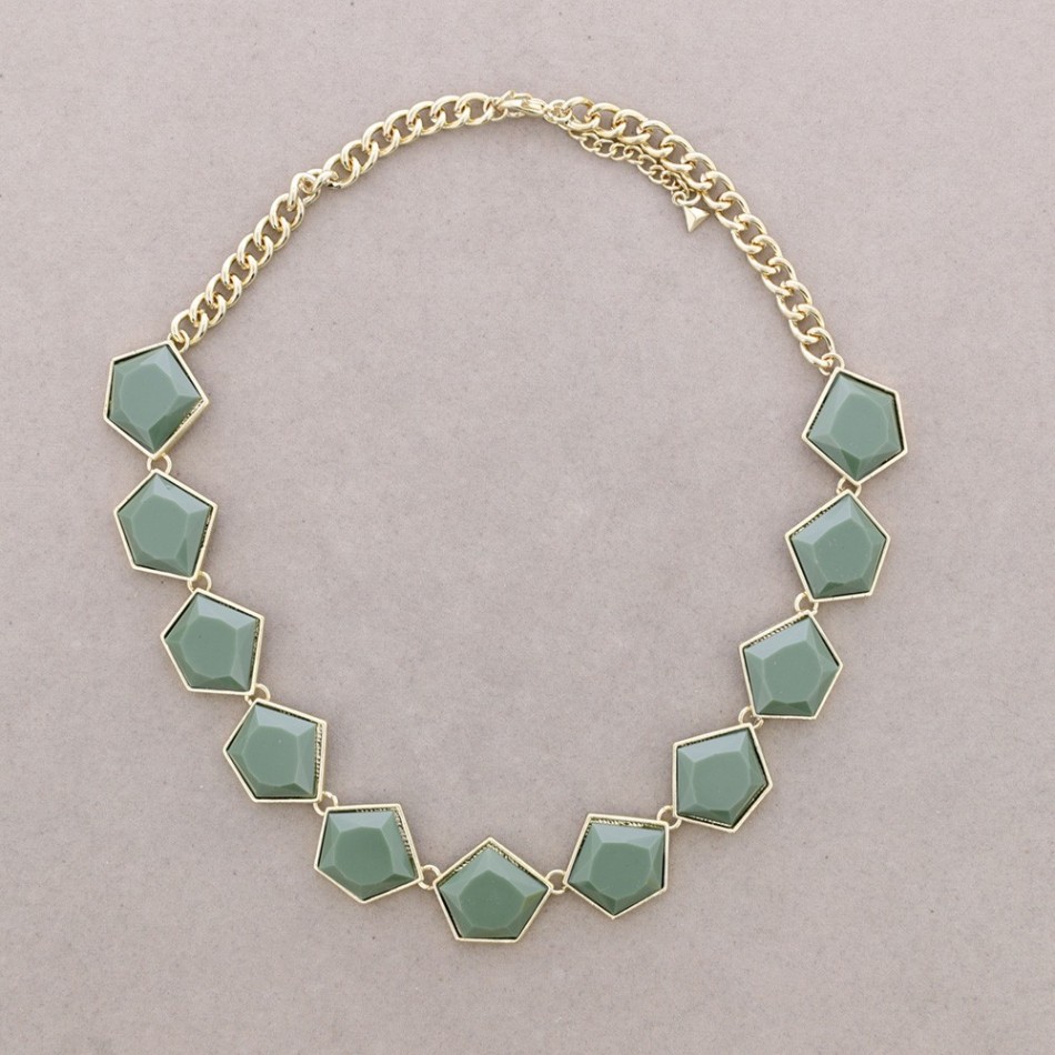 METAL RESIN NECKLACE