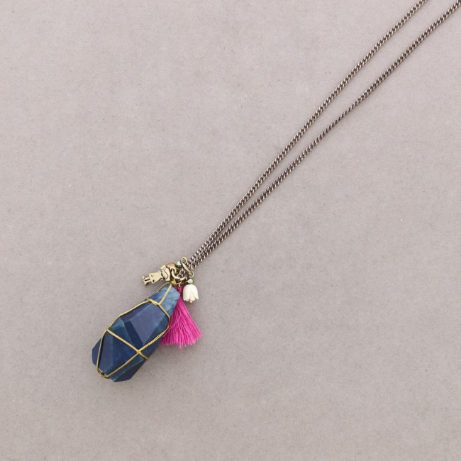 COLLAR LARGO COLG. PIEDRA