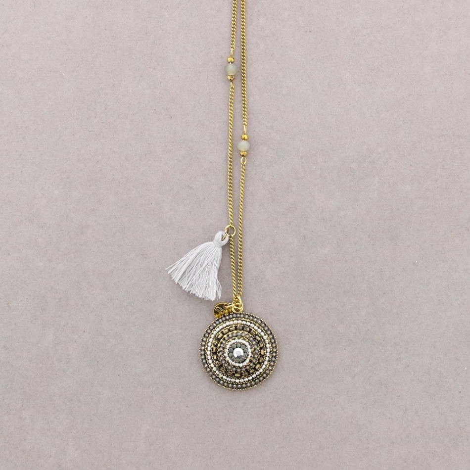 LONG NECKLACE WITH EMBEDDED BEADS