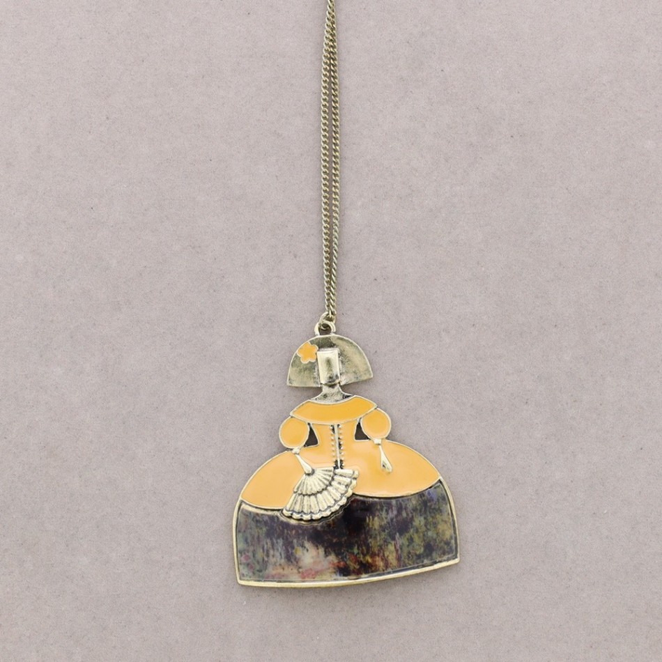 LONG ENAMEL METAL PENDANT NECKLACE