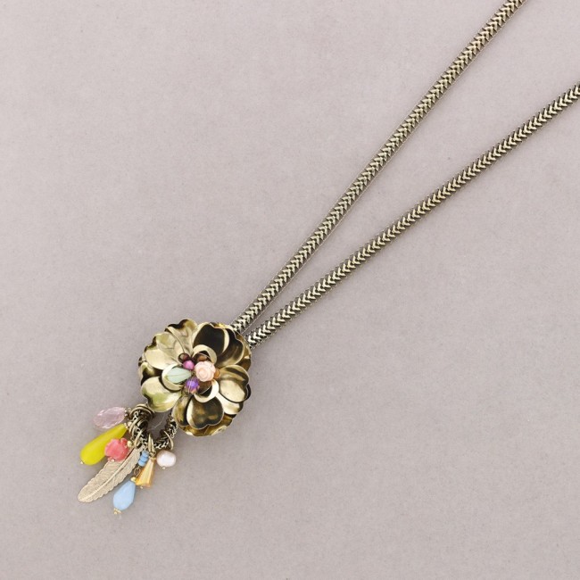 COLLAR LARGO CADENA FLOR CUENTAS