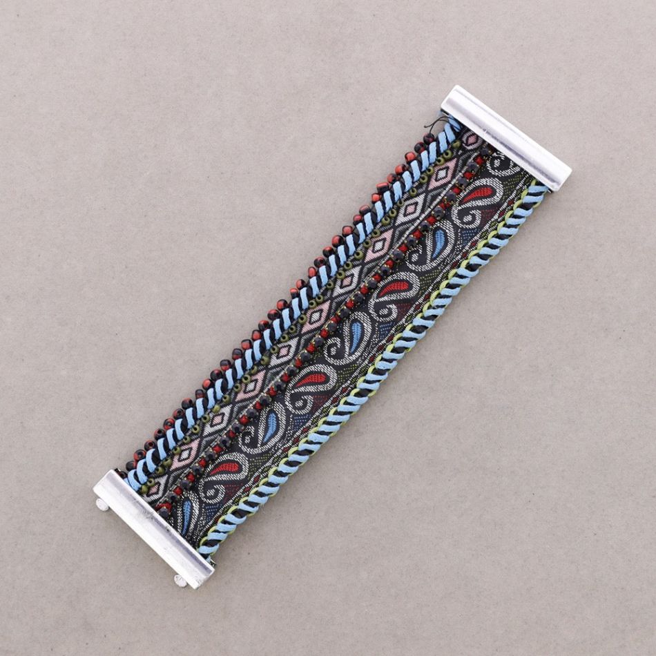 WOVEN RIBBON BRACELET WITH MAGNETIC CLOSURE