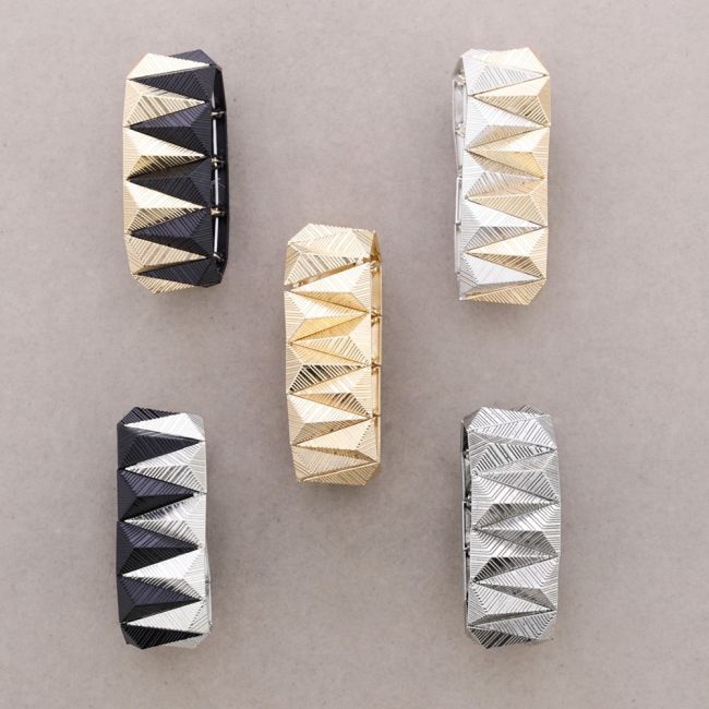 METAL SHAPE BRACELET