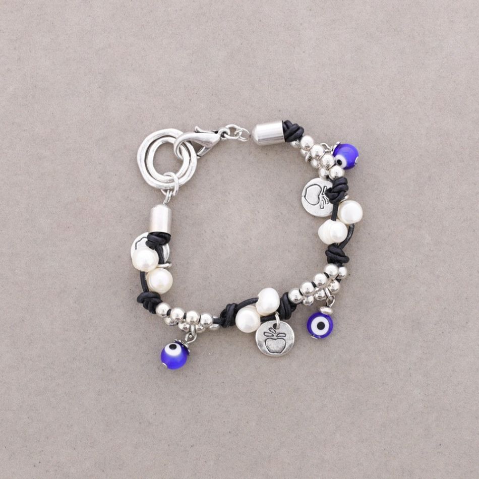 LEATHER BRACELET WITH METAL BEADS AND CULTURED PEARLS
