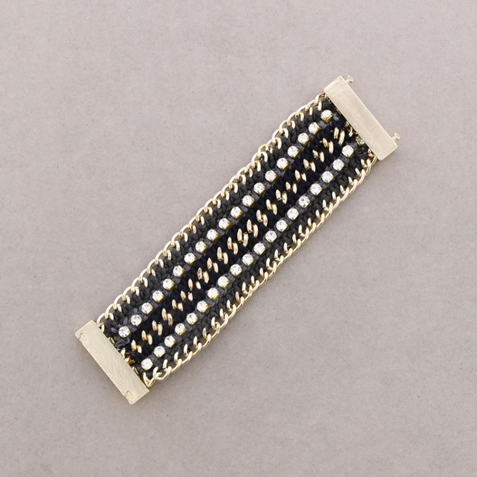 BRACELET WITH BRAIDED THREAD AND CRYSTALS
